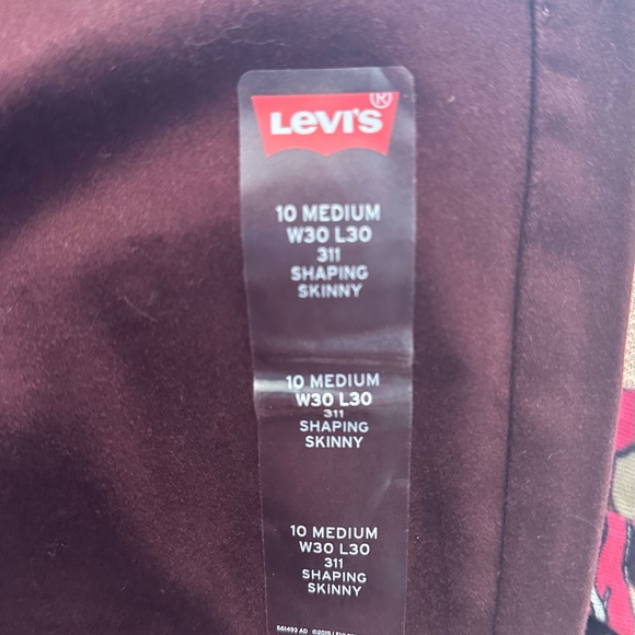 Levi’s NWT Maroon Jeans 10 - Picture 5 of 6